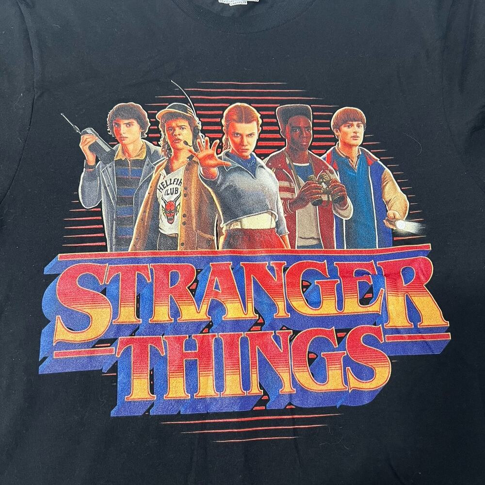 Stranger Things Netflix Graphic T Shirt Black Short Sleeve Adult Small Tee